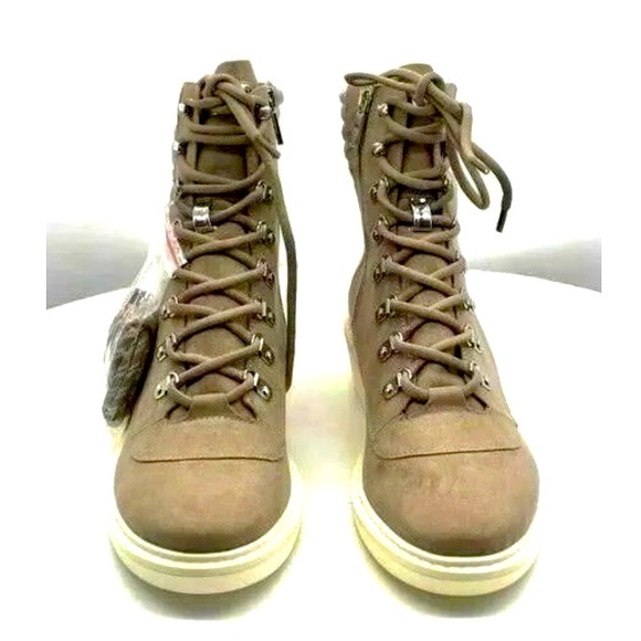 Kenneth Cole REACTION Women's Rhyme Hiker Sport Wp Boot. Size 6. - Picture 6 of 8